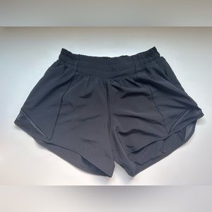 Lulu lemon Hotty Hot shorts